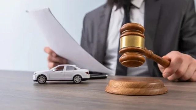 نکات مهم انتخاب بهترین وکیل تصادفات در زنجان